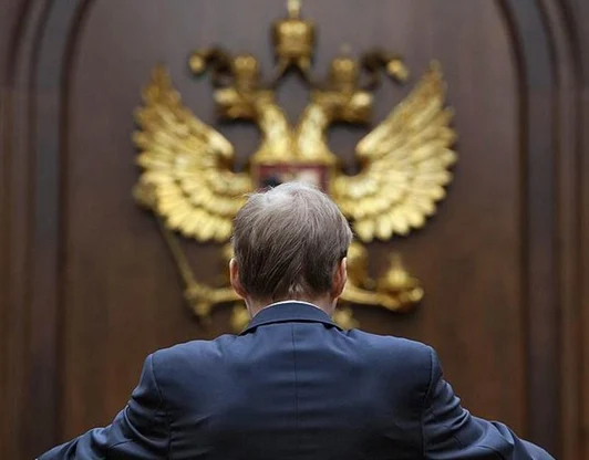 Контроль, противодействие  некомпетентным чиновникам.